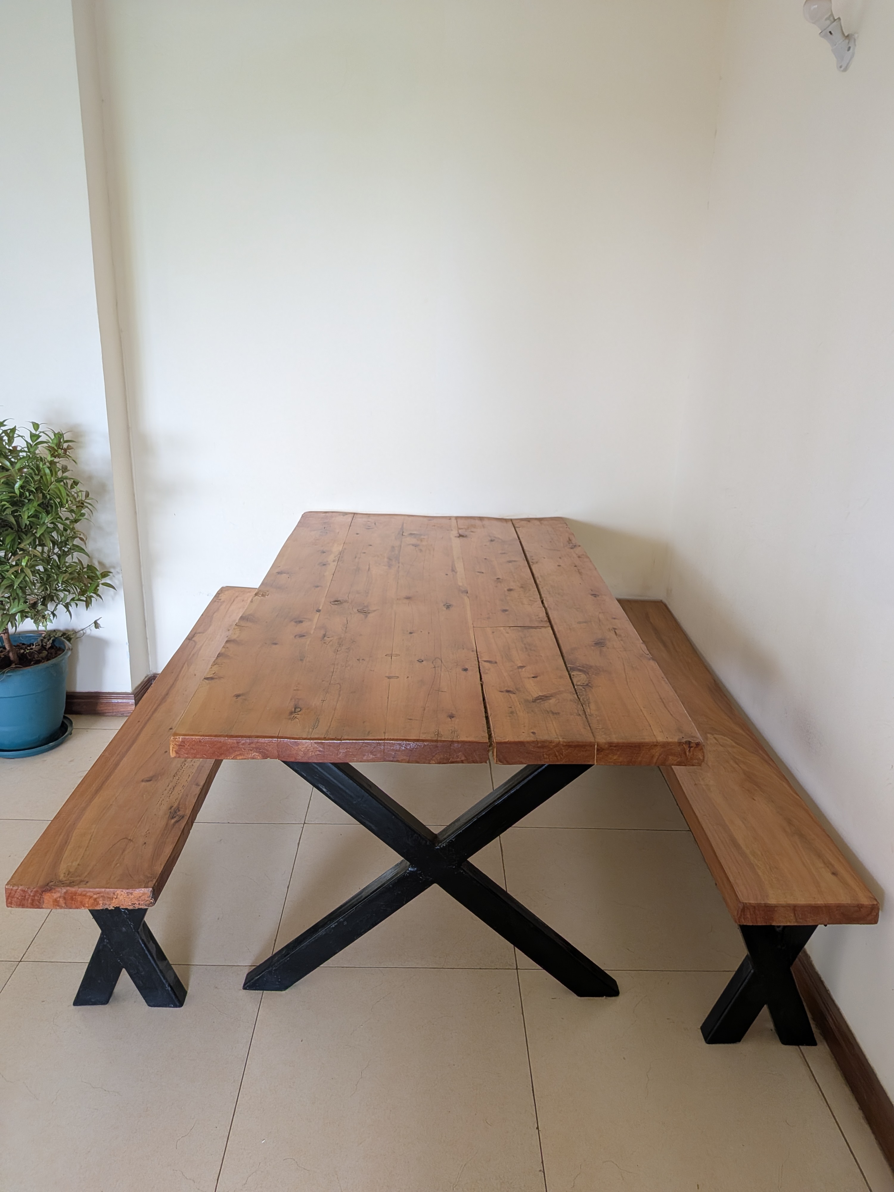 Dinning table