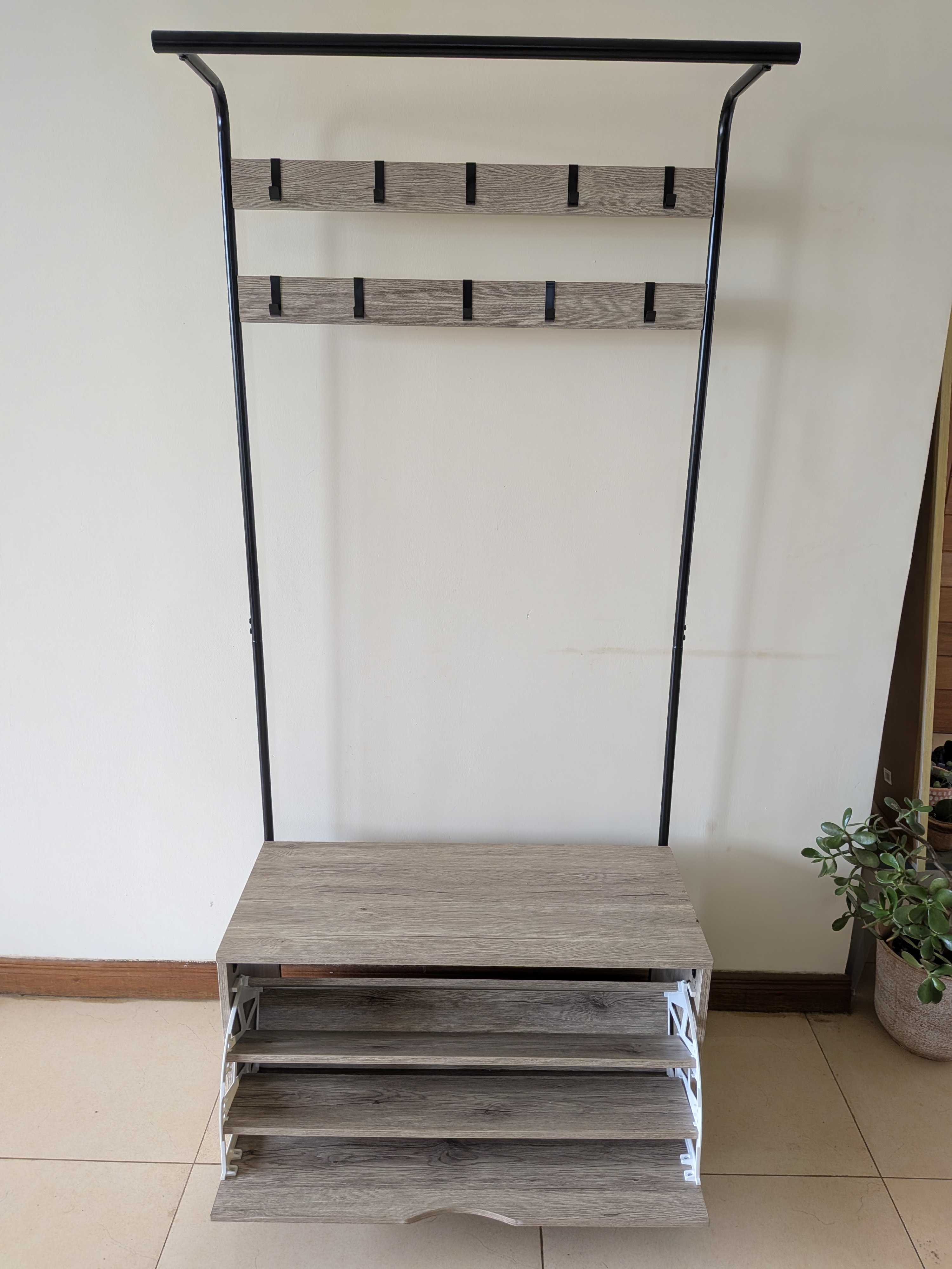 Hanger with Shoe Rack